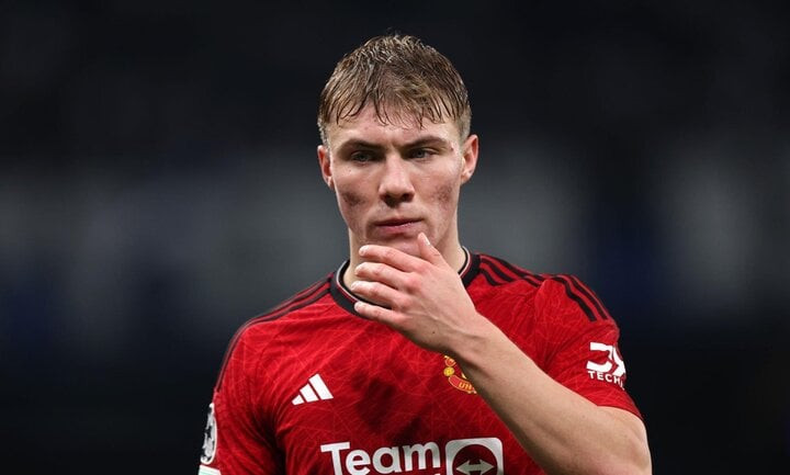 Cầu thủ Albert Sambi Lokonga - Hành trình từ Anderlecht đến Arsenal đầy Thú vị